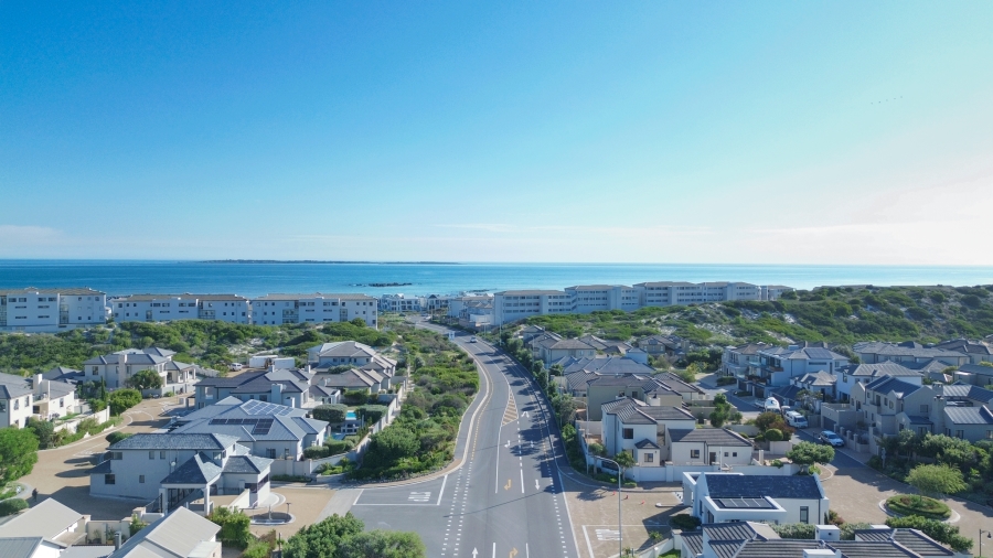 5 Bedroom Property for Sale in Big Bay Western Cape
